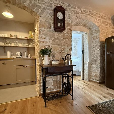 Villa Di Piazza Вишнян Экстерьер фото