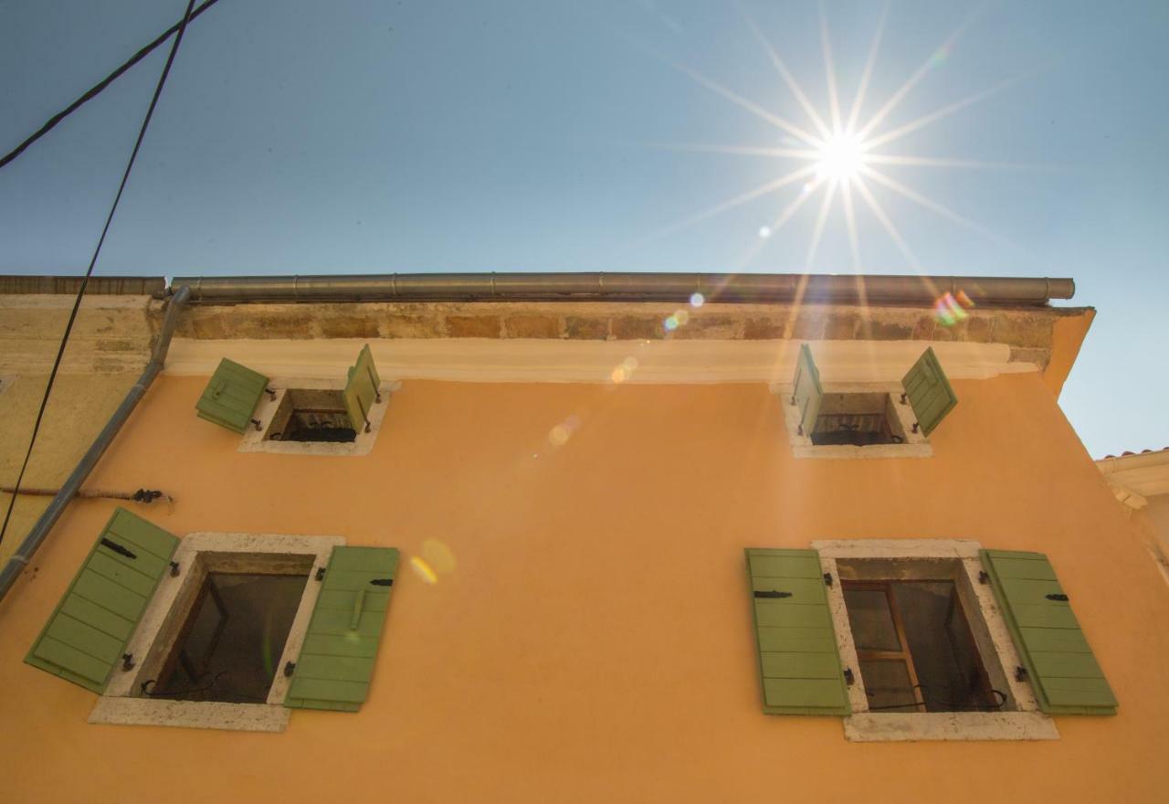 Villa Di Piazza Вишнян Экстерьер фото