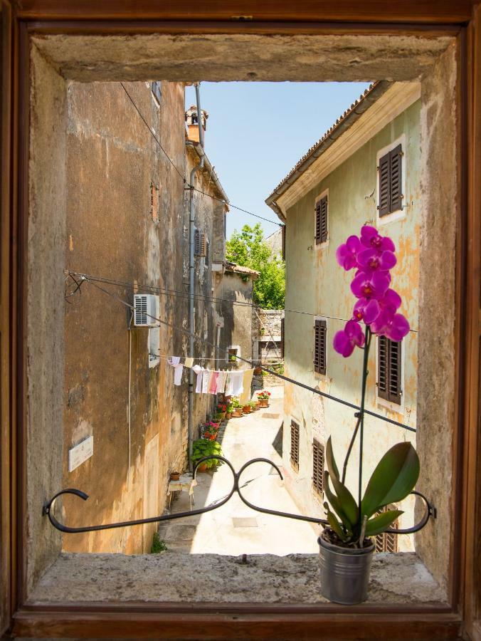 Villa Di Piazza Вишнян Экстерьер фото