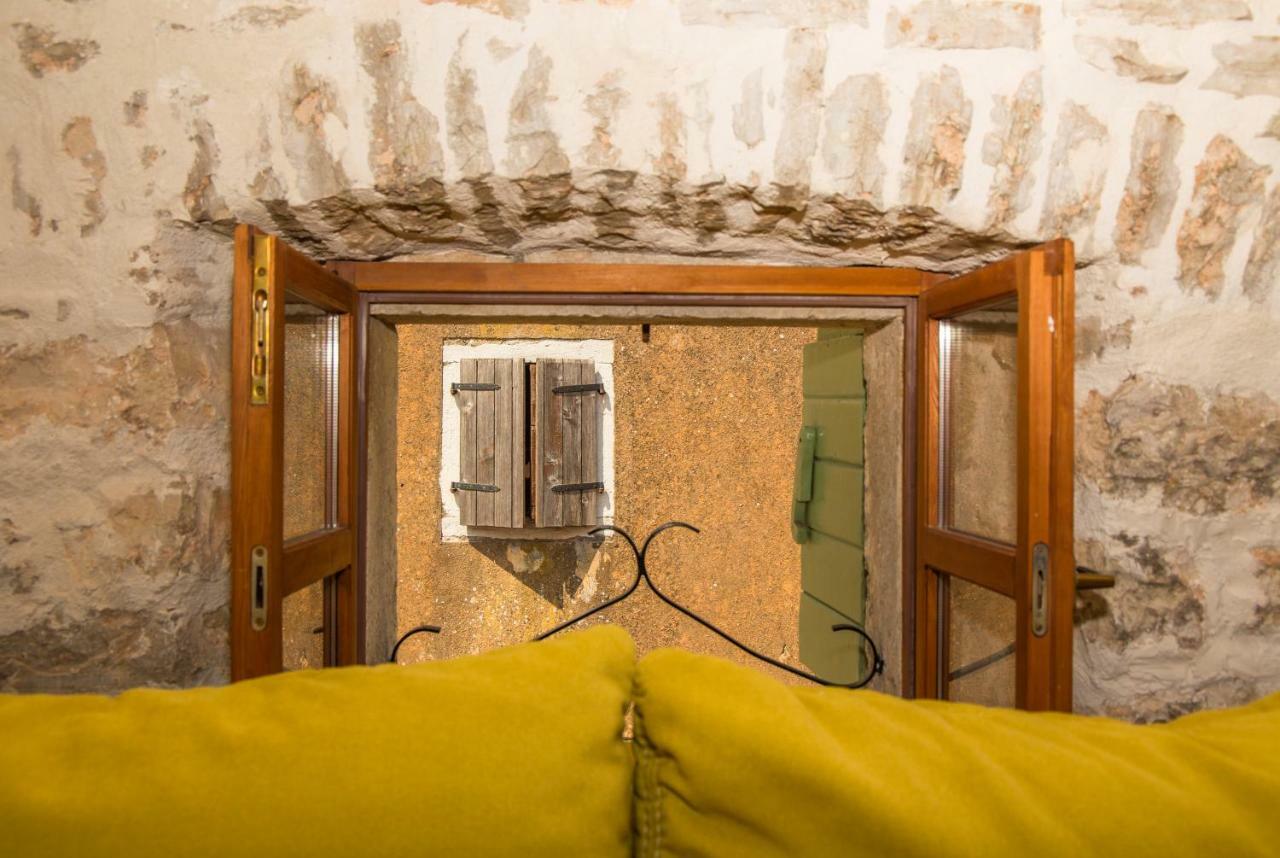 Villa Di Piazza Вишнян Экстерьер фото